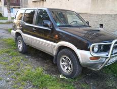 Nissan Terrano II