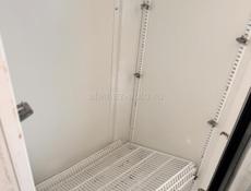 Витринный холодильник 