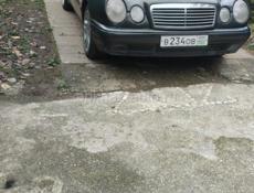 Mercedes-Benz E-Класс