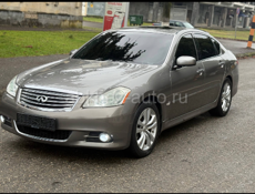Infiniti M35