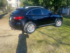 Infiniti