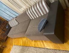 Продаю диван 