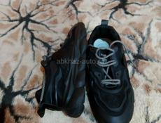 Прадаю обувь