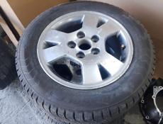 Срочно r15 с дисками отдам