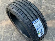 225/55R17 