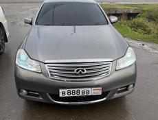 Infiniti M35