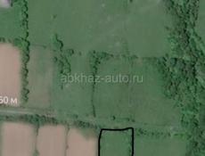 продам 25 соток в гудауте на белой речке