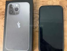 Айфон 13 про в отличном состоянии чехол в подарок  коробка есть..АКБ 79%  