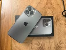 Айфон 13 про в отличном состоянии коробка есть 79%акб
