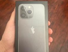 Айфон 13 про в отличном состоянии коробка есть 79%акб 