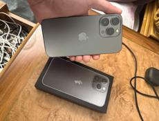 Айфон 13 про в отличном состоянии коробка есть 79%акб