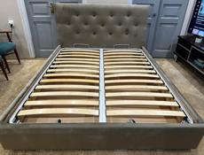 Кровать с матрасом двуспальная 