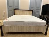 Кровать с матрасом 
