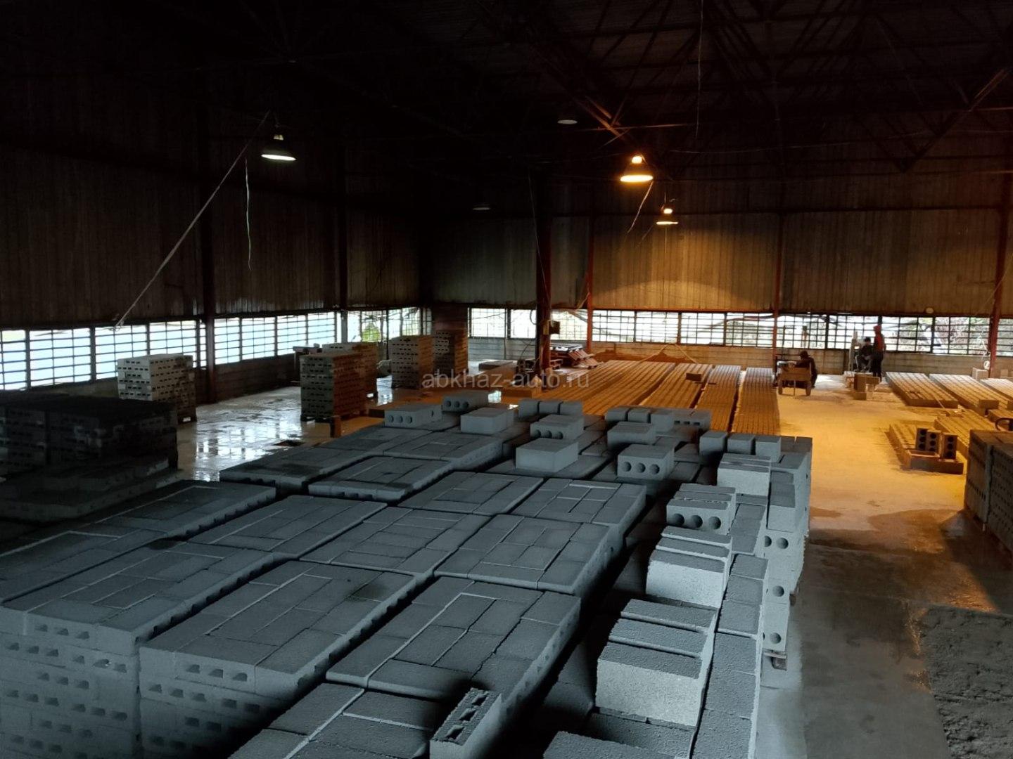 Блоки, полублоки 43р 52р 63р Очамчира 965-33-02