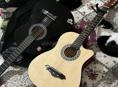 продаю гитару акустическую 