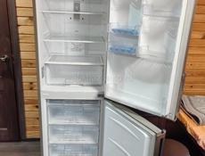 Холодильник двухкамерный 