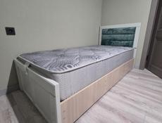 Продаются две кровати 90х200 