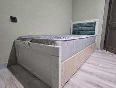 Продаются две кровати 90х200 