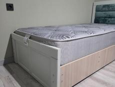 Продаются две кровати 90х200 