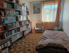 Аэропорт, 4 комнатная кв + подвал.