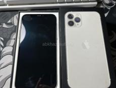 продам айфон 11 про