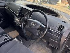 Тойота Естима 2.4 и тд 