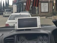 Магнитола на машину в хорошем состояний 