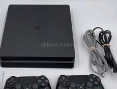  PS4 + 2 джойстика и подписка deluxe с более 400 играми