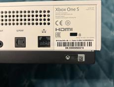 PS 4 pro. Xbox one S