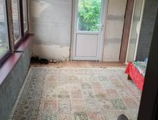 Сдам дом из 3х комнат 2 спальни , кухня и душ , (санузел в доме)