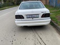 Mercedes-Benz E-Класс