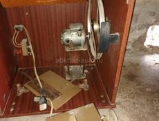 Продам швейную машинку