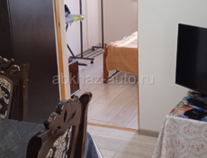 Сдам весь этаж на две семьи на круглый год в 15 минутах пешком от центрального рынка. . По 20000 р.