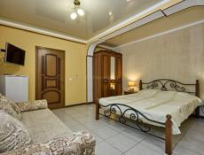 ГОСТИНИЦА С 2-ЭТАЖНЫМ ДОМОМ