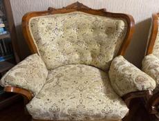 Диваны, кресла и стулья