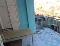 Срочно продаётся квартира третий этаж всё необходимое для проживания 