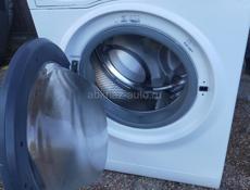 Стиральная машина Ariston 6кг