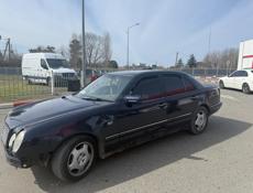 Mercedes-Benz E-Класс