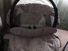 Продам детскую коляску б/у