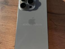 Продаю айфон 15 про