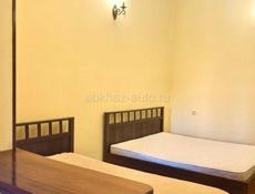 1 - К. КВАРТИРА В СУХУМЕ НА ПРОСПЕКТЕ