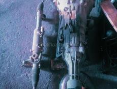 Продаю каропку 2.5.и рулевую рейку от марка икс