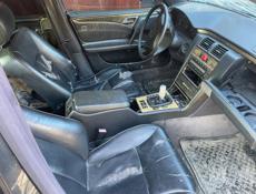 Mercedes-Benz 200-Series