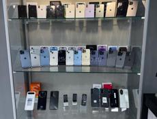 iPhone в магазине ! 