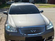 Infiniti M35