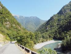 Продается участок по дороге на Рицу