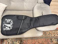 СРОЧНО ПРОДАЁТСЯ ГИТАРА