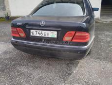 Mercedes-Benz 200-Series