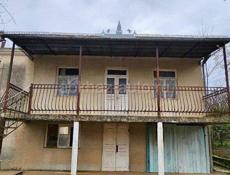 БЕЛЬЭТАЖНЫЙ ДОМ  В СУХУМЕ В РАЙОНЕ ЧАНБА