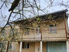 БЕЛЬЭТАЖНЫЙ ДОМ  В СУХУМЕ В РАЙОНЕ ЧАНБА